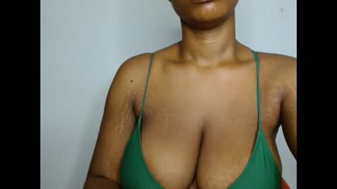 pinkxsugar online show from February 17, 4:35 pm