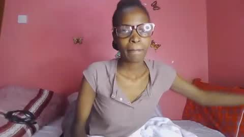 pinky_cockoo online show from May 10, 3:12 am