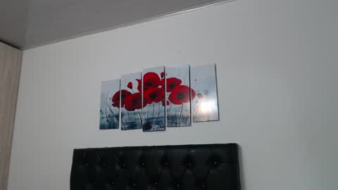 pinky_f00x online show from October 3, 11:02 pm