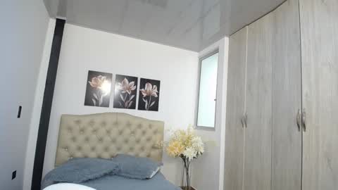 pinky_f00x online show from March 4, 7:53 pm