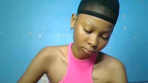 Snapshot of pinky_lov chatting on November 1, 4:31 pm pinky_lov online show from November 1, 4:31 pm