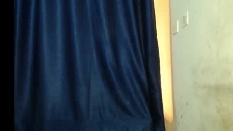 Snapshot of pinky_pussy0 chatting on October 1, 11:16 am amila online show from October 1, 11:16 am