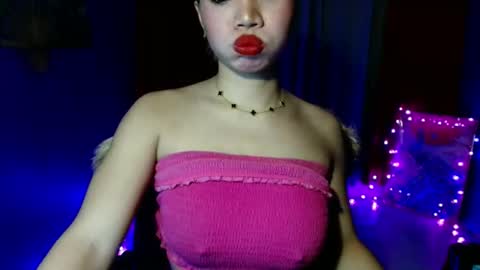 Snapshot of pinky_pussybobby69 chatting on November 25, 7:08 am Tina online show from November 25, 7:08 am