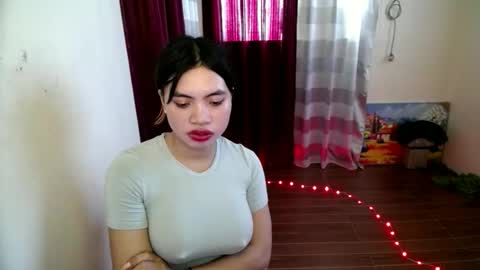Snapshot of pinky_pussybobby69 chatting on May 15, 1:12 am Tina online show from May 15, 1:12 am
