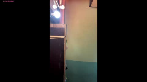 Snapshot of pinkybombon chatting on April 2, 11:02 pm renata online show from April 2, 11:02 pm