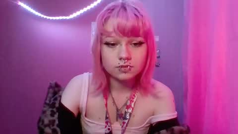 Snapshot of pinkypixy chatting on October 3, 12:24 pm Pinky Pixy online show from October 3, 12:24 pm