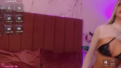 Pinky online show from November 27, 7:05 pm