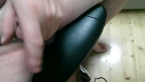 Snapshot of pinnacle1234 chatting on October 31, 10:05 am Pinnacle online show from October 31, 10:05 am