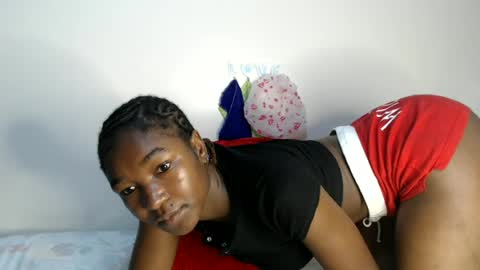 zenah online show from June 16, 7:27 pm