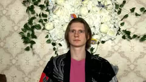 Snapshot of pinochetti chatting on March 12, 4:02 pm Incubus online show from March 12, 4:02 pm