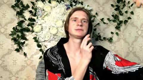 Snapshot of pinochetti chatting on March 14, 6:46 pm Incubus online show from March 14, 6:46 pm