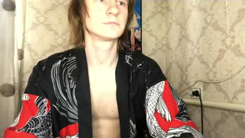 Snapshot of pinochetti chatting on May 24, 12:54 pm Incubus online show from May 24, 12:54 pm