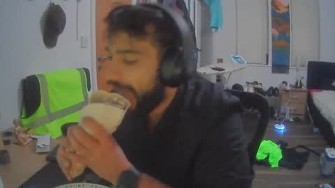 Yash online show from January 4, 11:27 pm