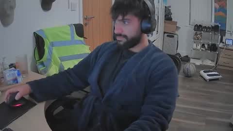 Yash online show from January 26, 6:37 pm