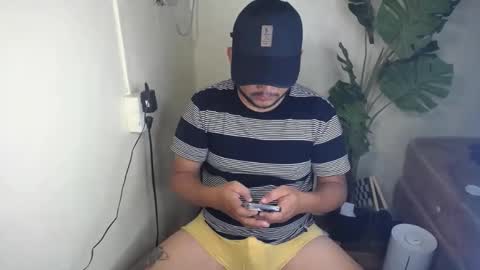 pinoy041087 online show from November 24, 6:35 am