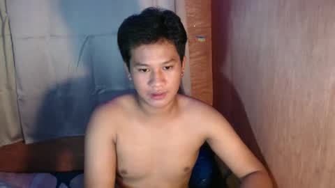Snapshot of pinoy_asian2004 chatting on September 16, 8:04 am Kris ter online show from September 16, 8:04 am