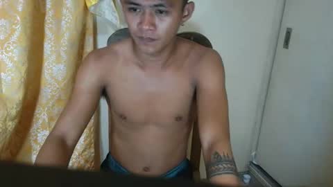 Snapshot of pinoy_daks3xxx chatting on January 15, 4:00 pm pinoy_daks3xxx online show from January 15, 4:00 pm