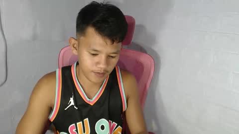 roy online show from April 1, 3:09 pm