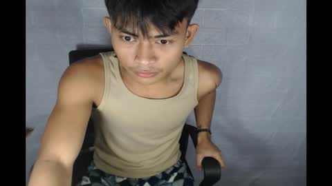 pinoy_palautogxxx online show from February 18, 3:30 pm