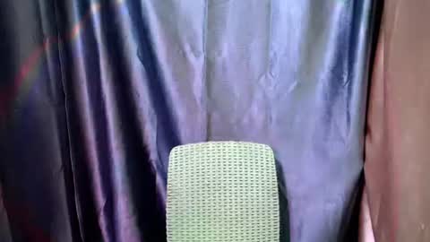Snapshot of pinoy_shyboy69 chatting on April 17, 6:22 pm pinoy_shyboy69 online show from April 17, 6:22 pm