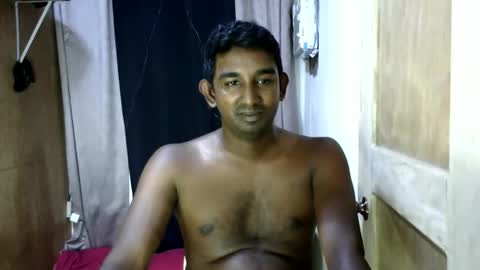 rayvienn online show from March 18, 2:26 am