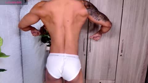 Snapshot of pinoymilker chatting on September 21, 3:08 am ethan online show from September 21, 3:08 am