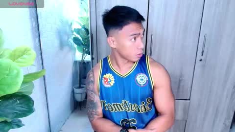 ethan online show from March 10, 11:48 am