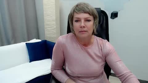 Snapshot of pion_s chatting on September 24, 9:34 am Bella online show from September 24, 9:34 am