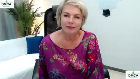 Snapshot of pion_s chatting on July 7, 4:59 am Bella online show from July 7, 4:59 am