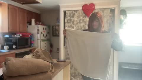 Snapshot of pirdybirdyxo chatting on February 10, 6:03 pm pirdybirdyxo online show from February 10, 6:03 pm
