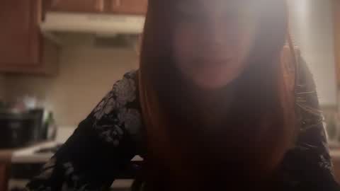 Snapshot of pirdybirdyxo chatting on March 1, 2:37 am pirdybirdyxo online show from March 1, 2:37 am