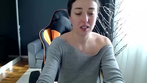 piscesgirl06 online show from January 10, 10:06 am