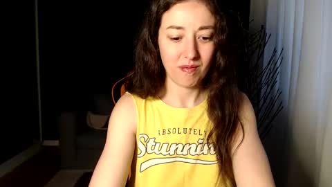 piscesgirl06 online show from February 4, 5:46 am