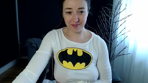 piscesgirl06 online show from May 12, 5:04 am