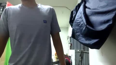 Snapshot of pitbull997 chatting on October 1, 8:42 am pitbull997 online show from October 1, 8:42 am