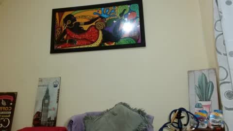 Snapshot of pitches_02 chatting on September 28, 3:01 am Alejandra online show from September 28, 3:01 am