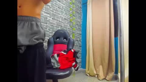 PITER STRAUSS online show from February 5, 2:05 am