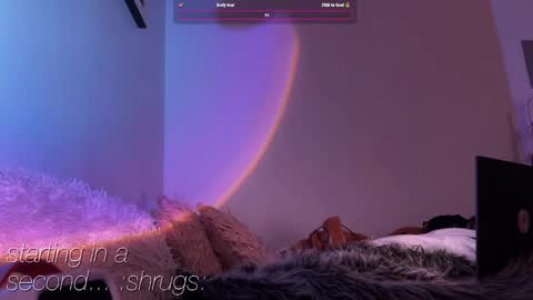 Snapshot of pixie_praxis chatting on February 11, 12:37 pm pixie_praxis online show from February 11, 12:37 pm