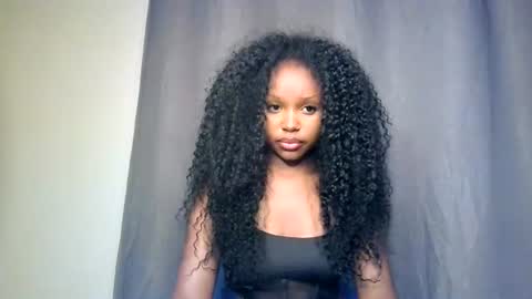 Snapshot of pixie_roman chatting on July 8, 8:52 am Majesty online show from July 8, 8:52 am