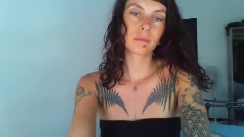 pixiecatfairy online show from September 9, 1:10 pm