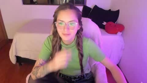 pixie online show from May 16, 6:43 am