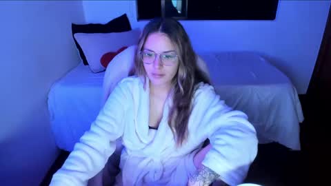 pixie online show from May 24, 12:26 am