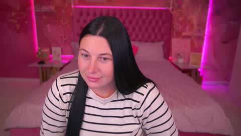 pixiehott online show from October 18, 8:09 pm