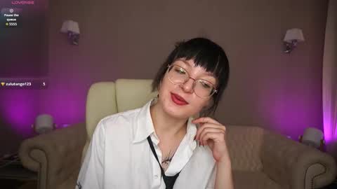 Snapshot of pixiepeachh chatting on September 20, 6:14 am pixiepeachh online show from September 20, 6:14 am