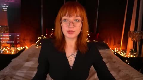 pixiepeachh online show from December 23, 2:53 am