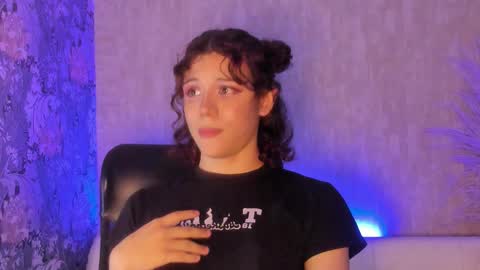 cris online show from October 29, 3:42 am