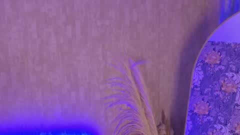 Snapshot of pixy_20 chatting on February 15, 7:51 am cris online show from February 15, 7:51 am