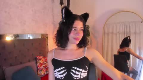 Snapshot of pixy_20 chatting on February 25, 4:22 am cris online show from February 25, 4:22 am