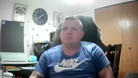 Snapshot of pkgotnos1 chatting on October 11, 11:36 pm pkgotnos1 online show from October 11, 11:36 pm