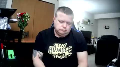 Snapshot of pkgotnos1 chatting on February 14, 2:08 am pkgotnos1 online show from February 14, 2:08 am